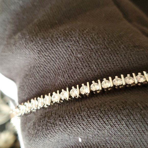 Bracelet cubic zirconia fine silver plated 7 inches - Picture 5 of 12